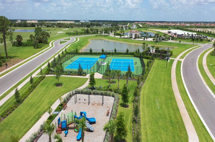 Inventory Homes with Pricing at Terreno at Valencia in Naples, Florida