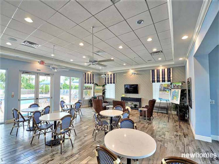 Condo living at Richmond Park in Naples FL