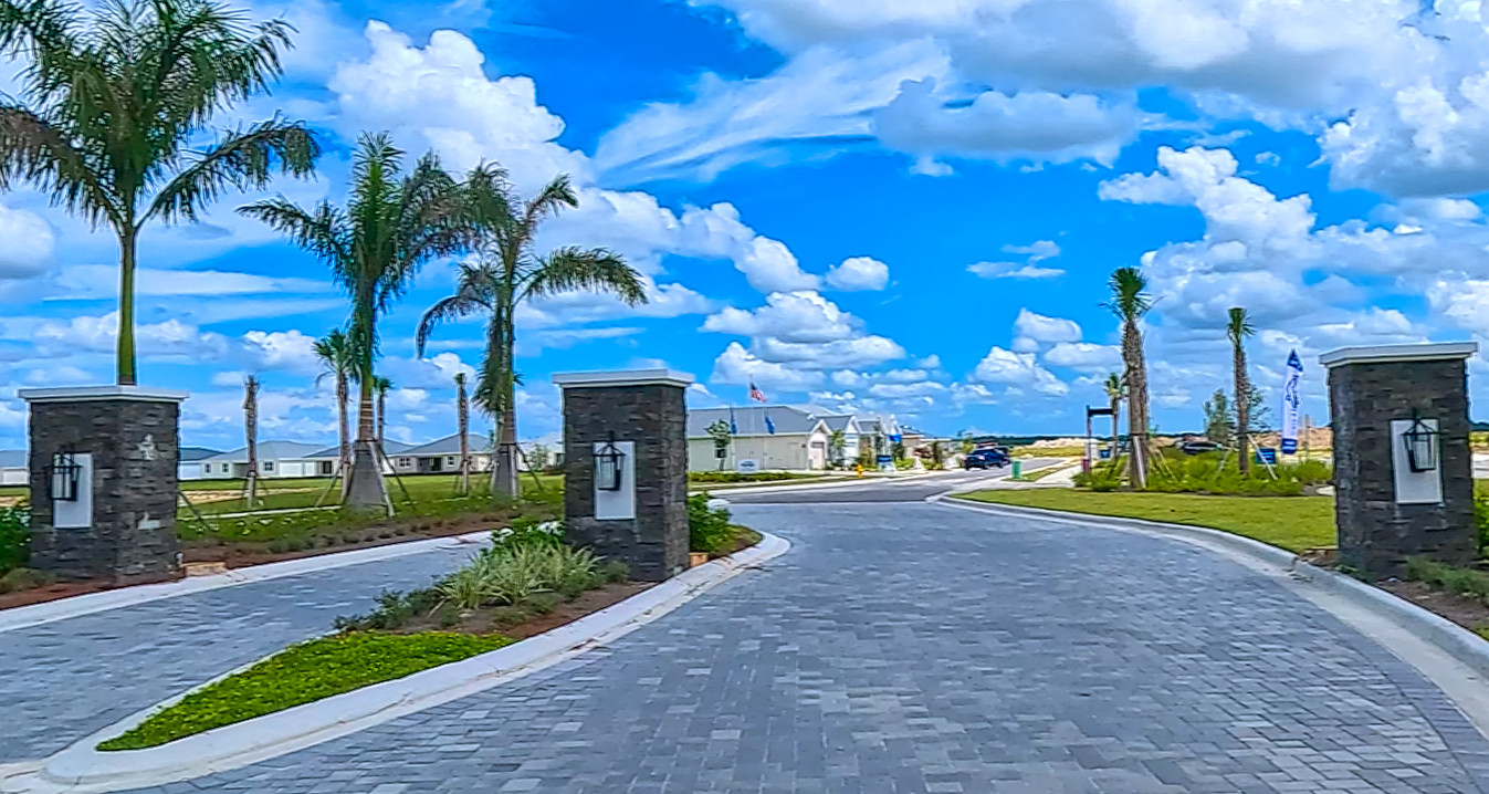 CRESCENT LAKES AT BABCOCK RANCH, Punta Gorda, Florida,  image description: Crecent Lakes at Babcock Ranch Florida